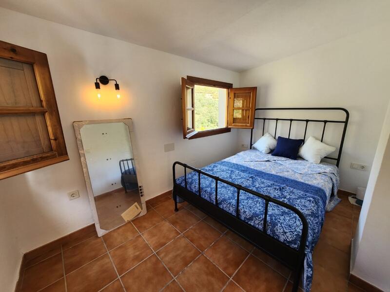 1 bedroom Country House for sale