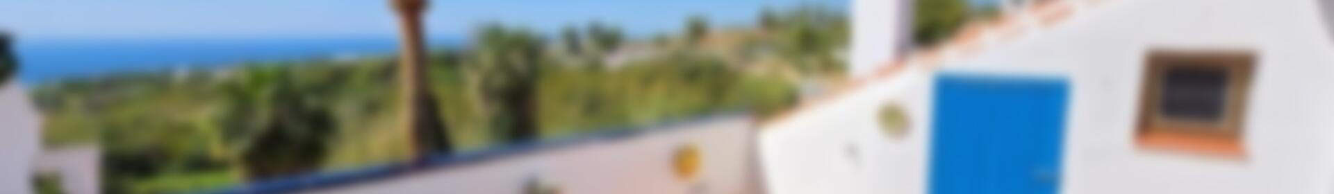 2 bedroom Townhouse for sale