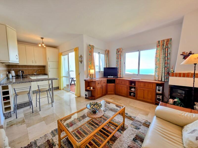 2 bedroom Townhouse for sale