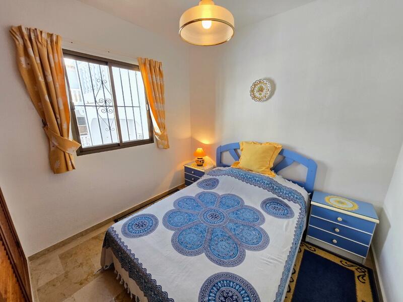 2 bedroom Townhouse for sale