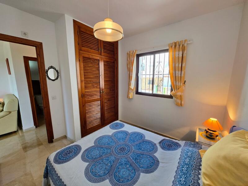 2 bedroom Townhouse for sale