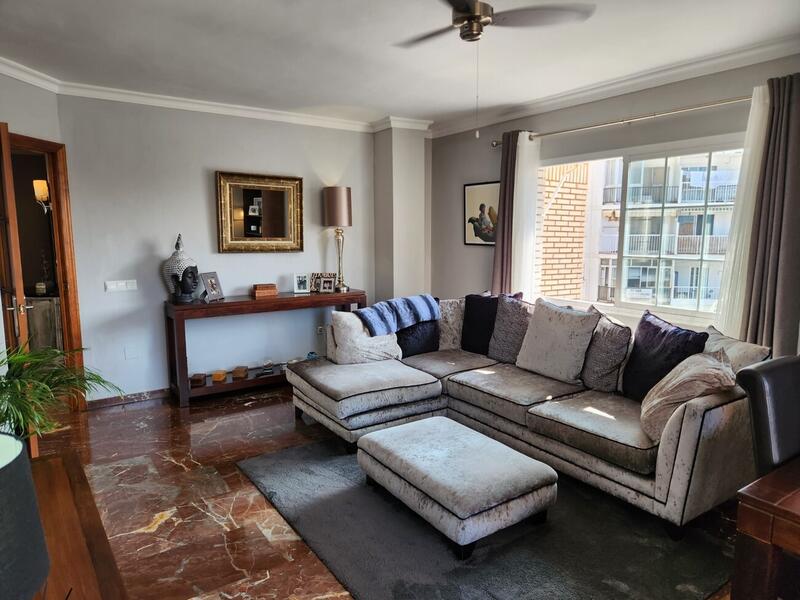 3 bedroom Apartment for sale