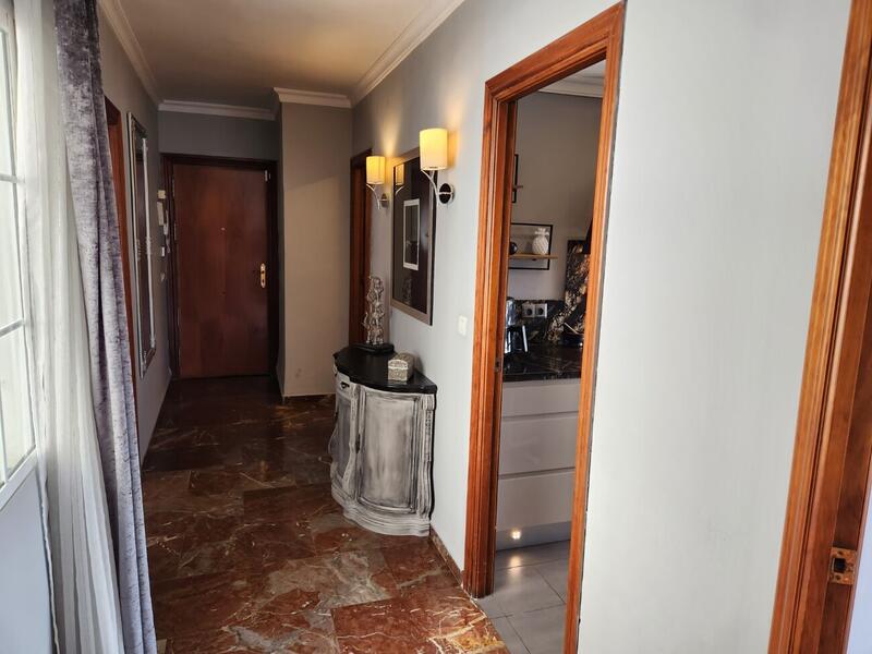 3 bedroom Apartment for sale