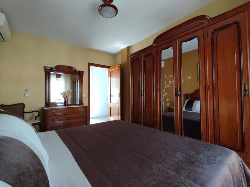 3 bedroom Apartment for sale