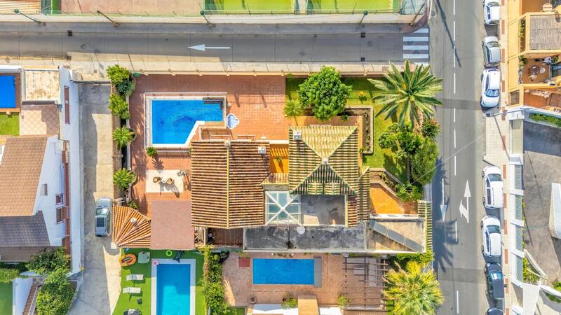 5 soverom Villa til salgs 5 soverom Villa til salgs
