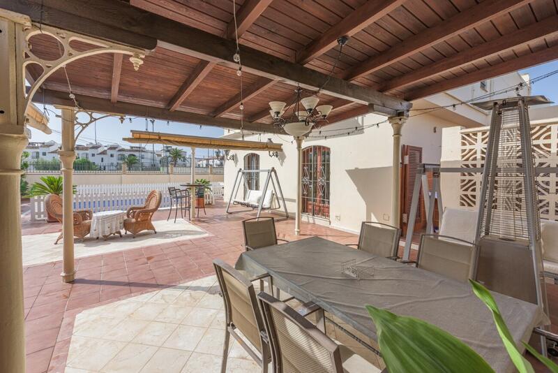 5 soverom Villa til salgs 5 soverom Villa til salgs