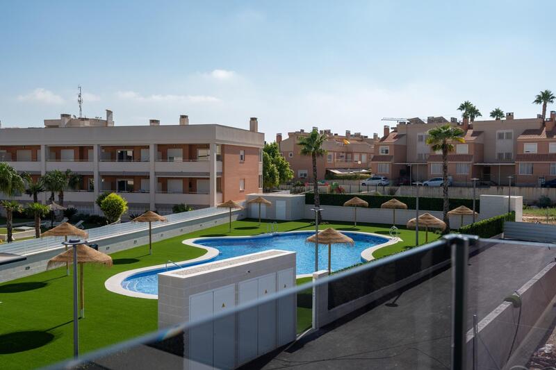 3 bedroom Townhouse for sale