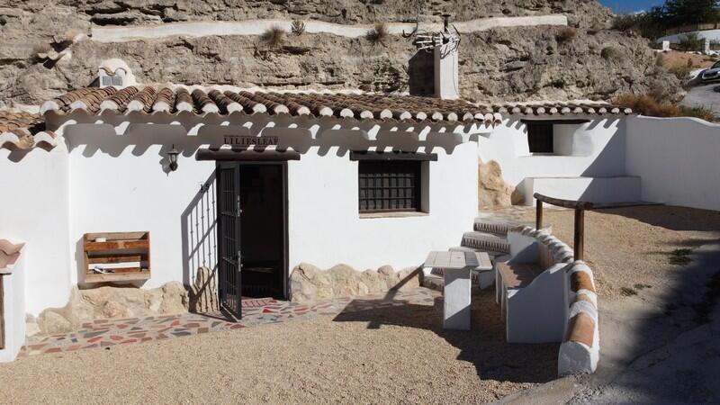 3 Cuarto Casa Cueva en venta