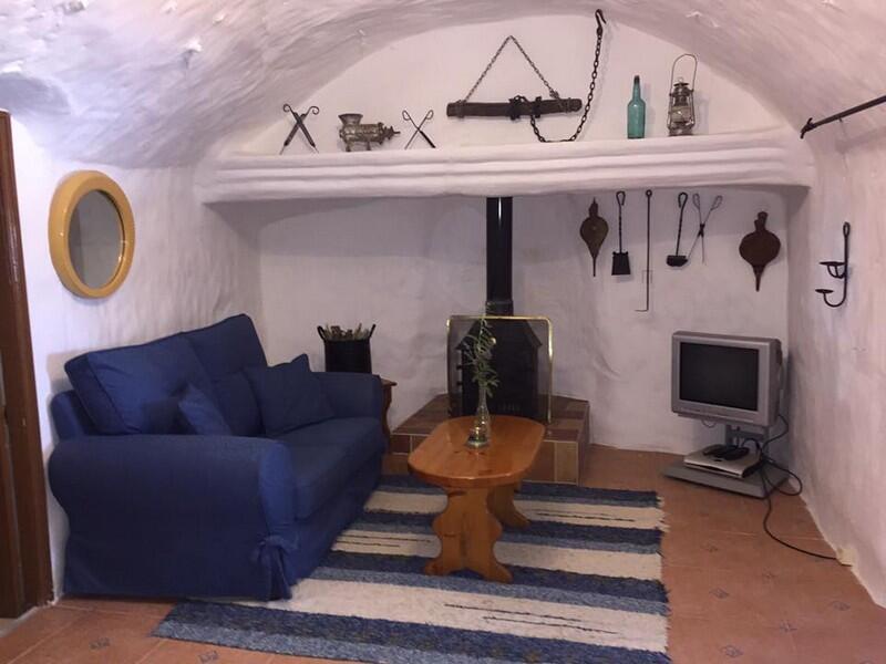 6 bedroom Cave House for sale