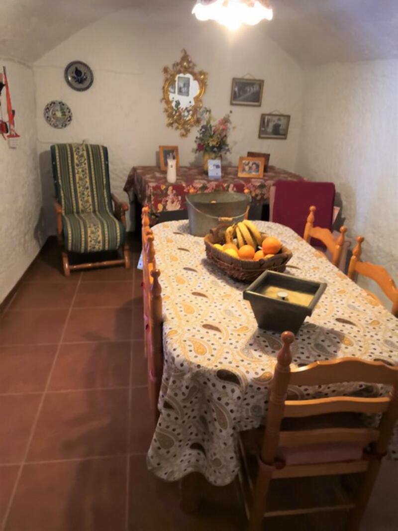 5 Cuarto Casa Cueva en venta