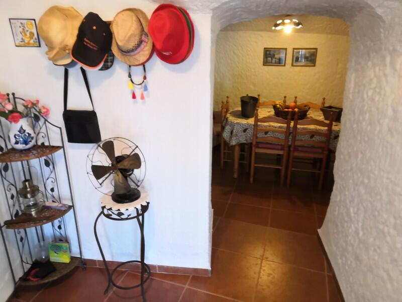 5 Cuarto Casa Cueva en venta