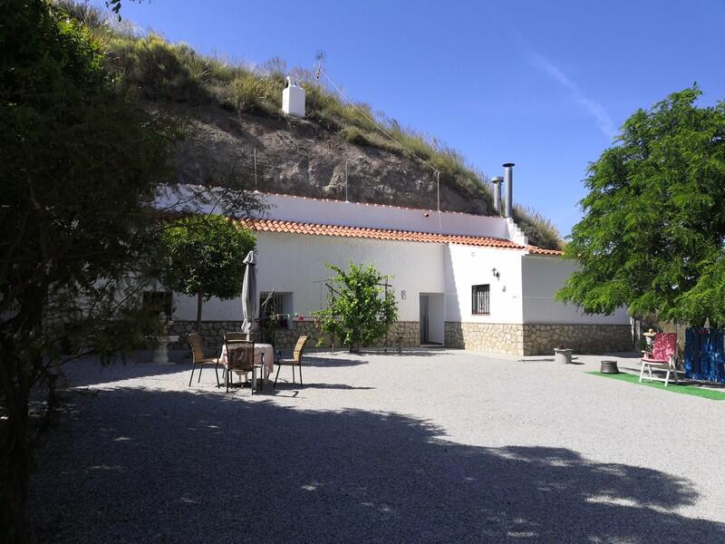 5 Cuarto Casa Cueva en venta