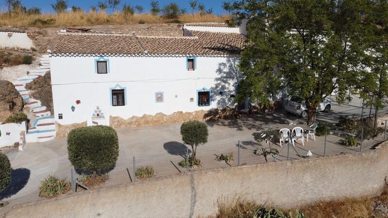 Country House for sale in Fontanar, Jaén