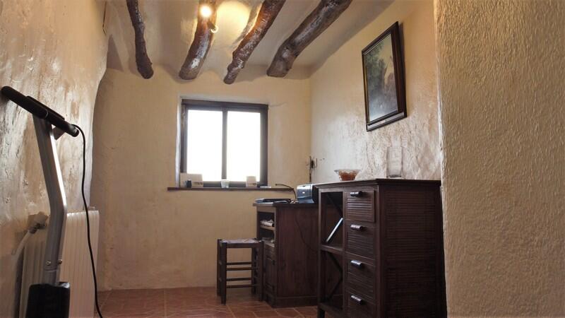 3 bedroom Country House for sale