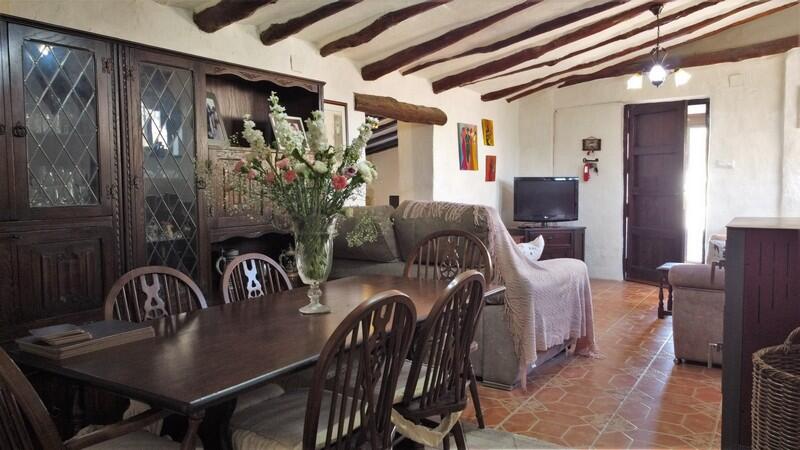 3 bedroom Country House for sale