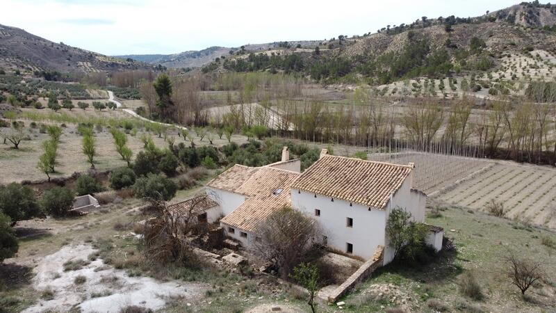 9 Cuarto Casa de Campo en venta