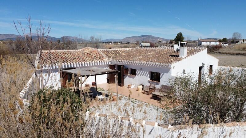 Деревенский Дом продается в Galera, Granada
