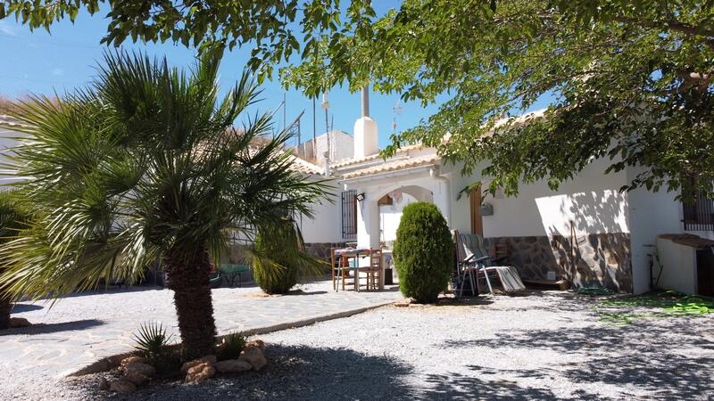 Country House for sale in Caniles, Granada