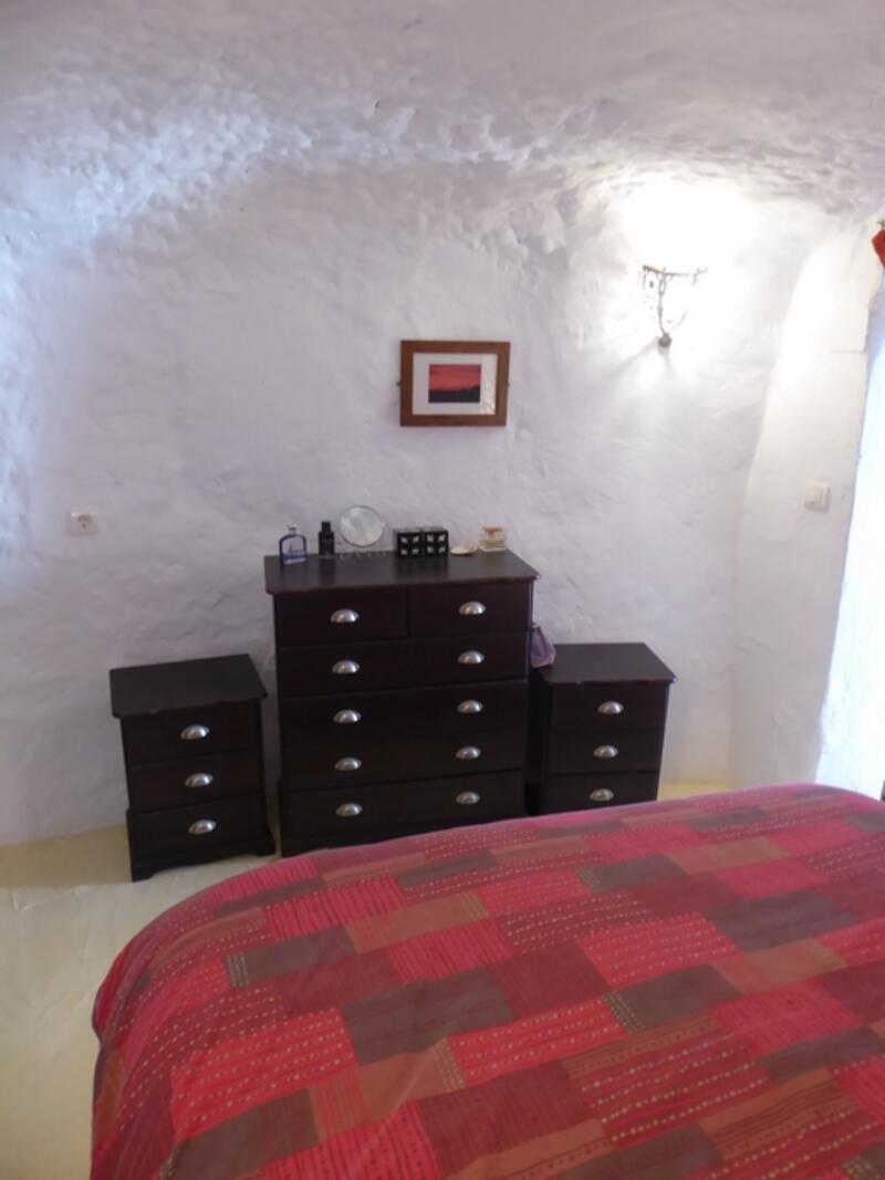 3 bedroom Cave House for sale