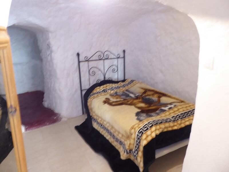 3 bedroom Cave House for sale