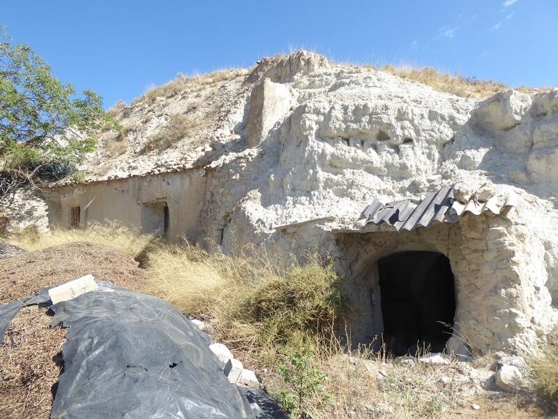 10 slaapkamer Grotwoning Te koop