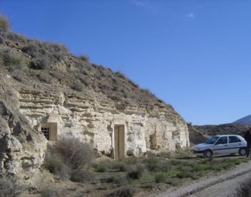 Cave House for sale in El Margen, Granada