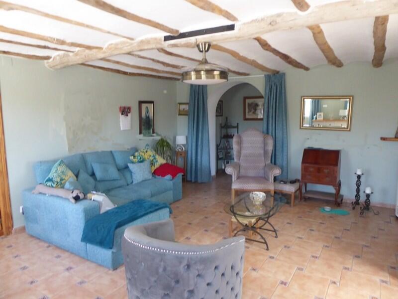 2 bedroom Country House for sale