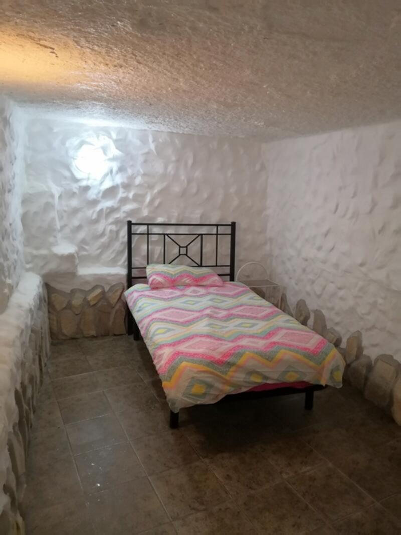 4 Schlafzimmer Höhlenhaus zu verkaufen