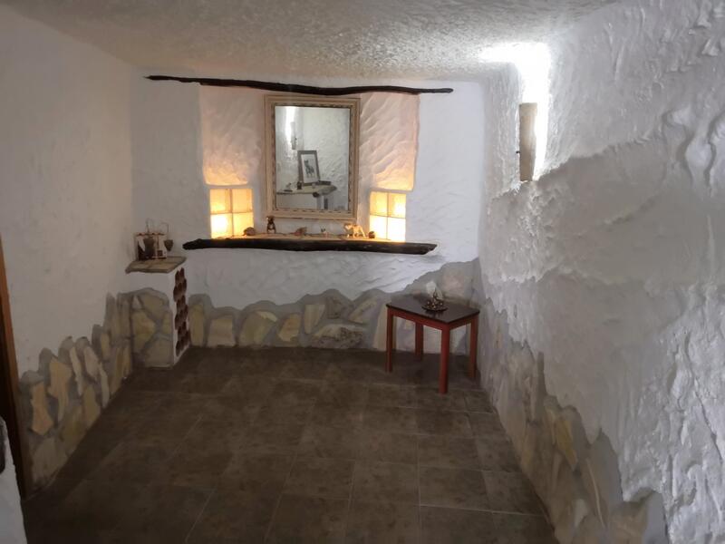 4 chambre Maison Troglodyte à vendre