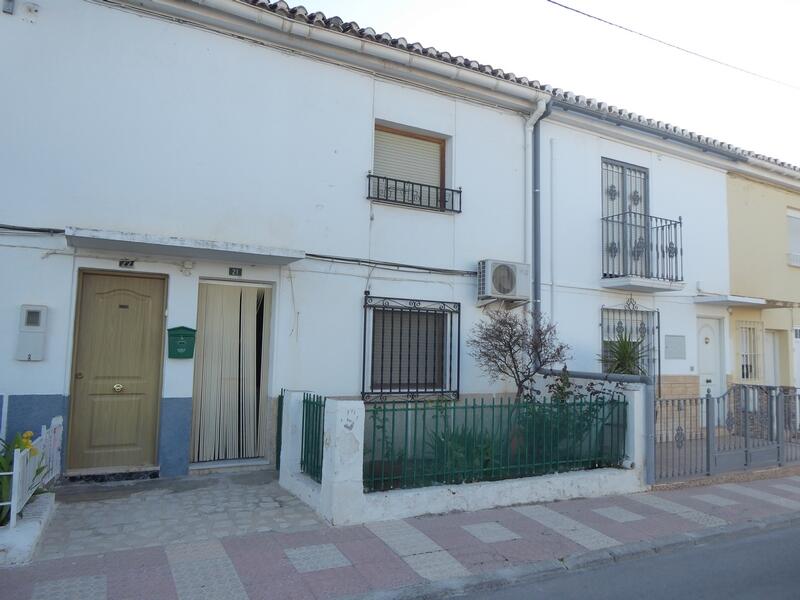 Landhaus zu verkaufen in Baza, Granada