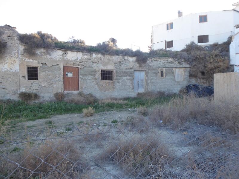 6 bedroom Cave House for sale