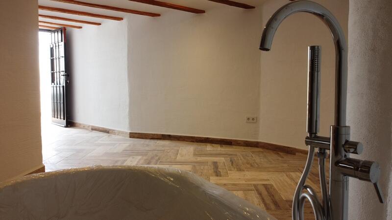 3 chambre Maison Troglodyte à vendre