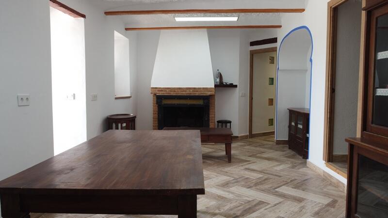3 chambre Maison Troglodyte à vendre
