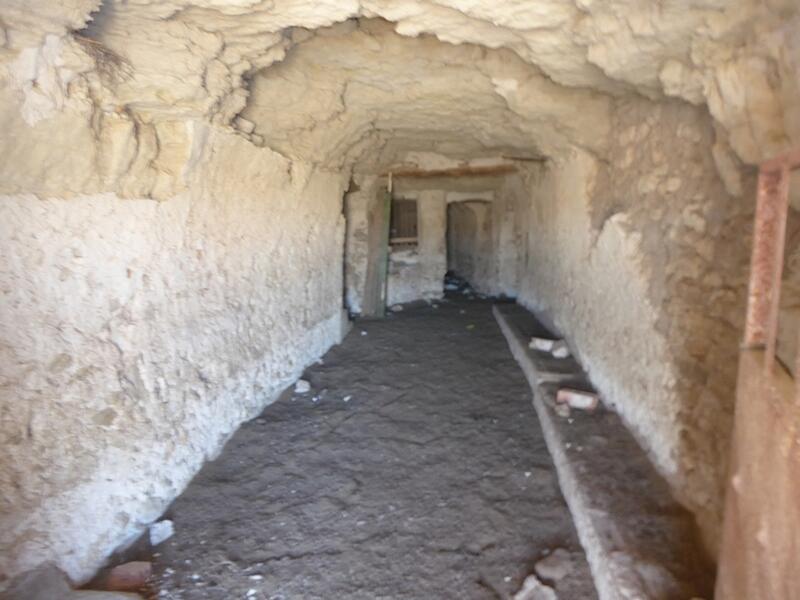 6 bedroom Cave House for sale