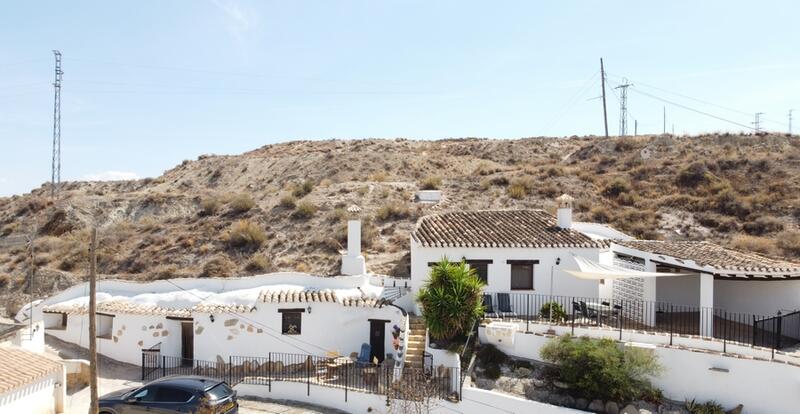 Grottehus til salg i Galera, Granada