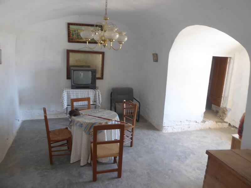 3 chambre Maison Troglodyte à vendre