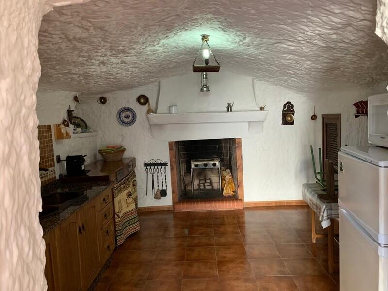 3 slaapkamer Grotwoning Te koop
