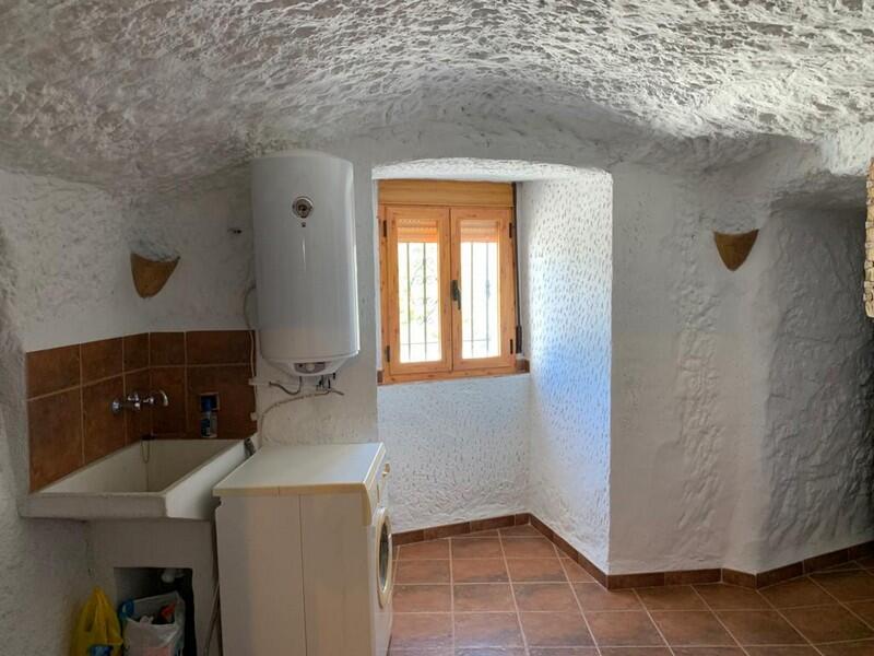 3 slaapkamer Grotwoning Te koop