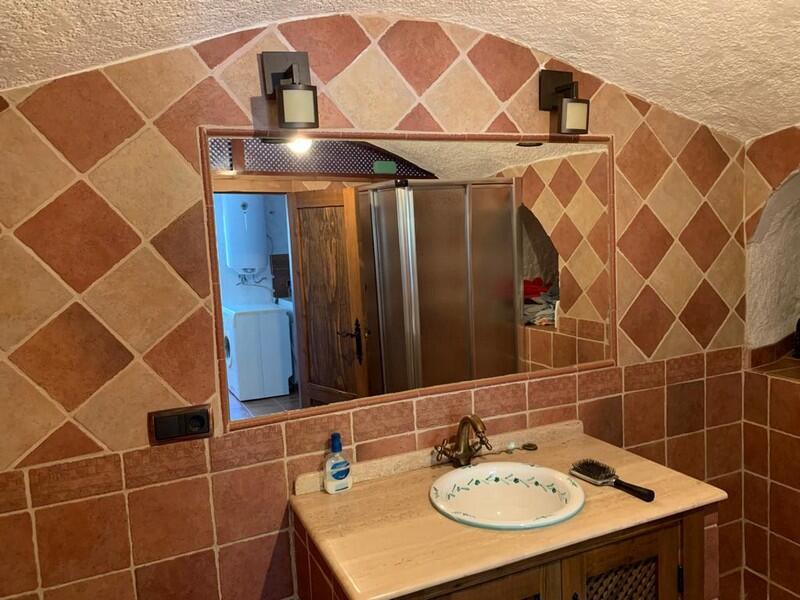 3 slaapkamer Grotwoning Te koop