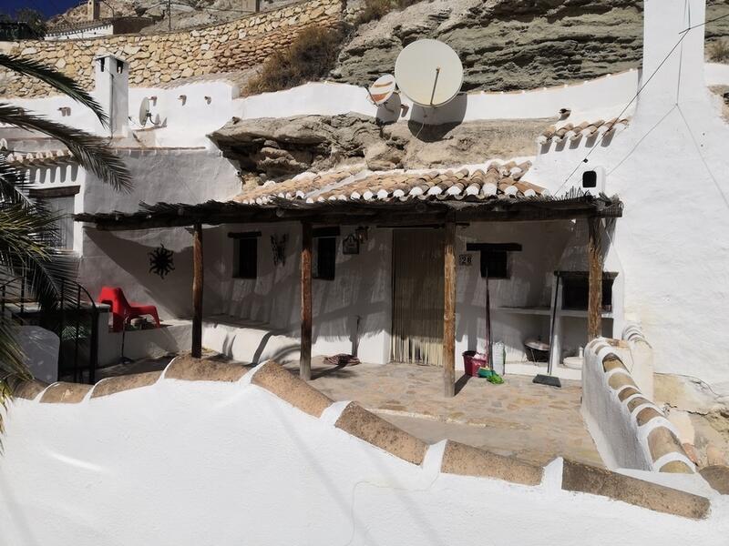 3 bedroom Cave House for sale
