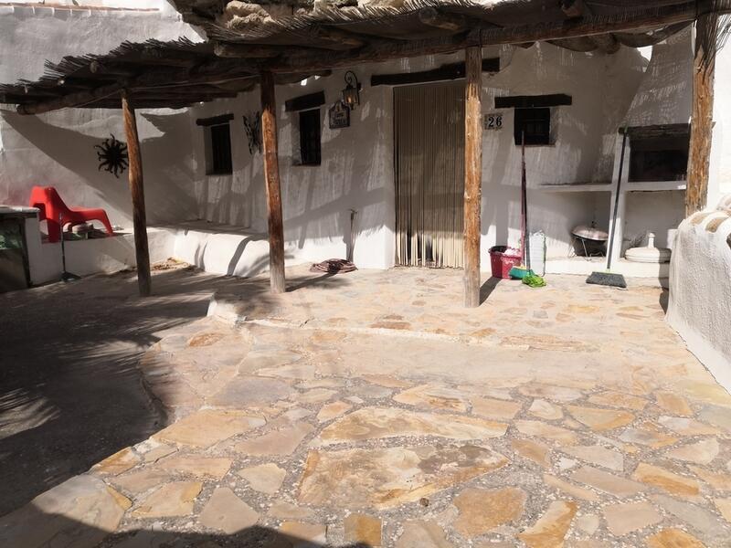 3 bedroom Cave House for sale