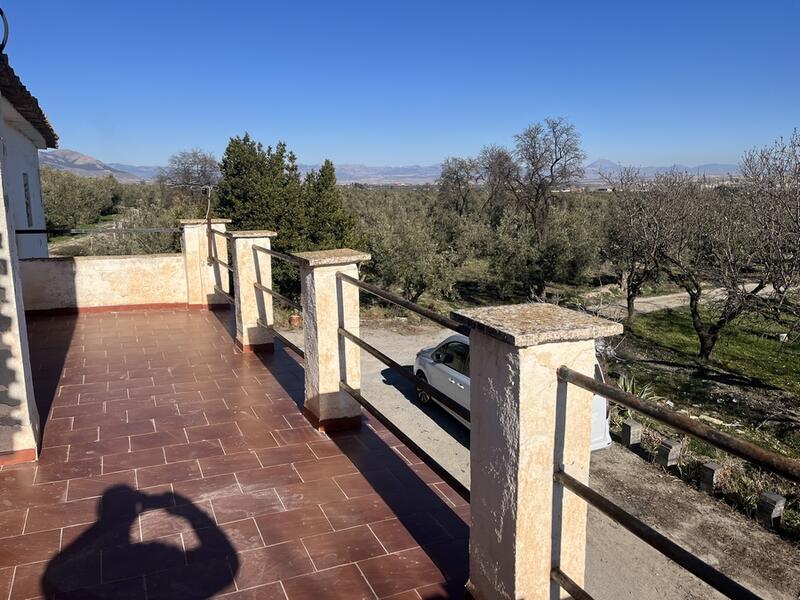 5 bedroom Country House for sale