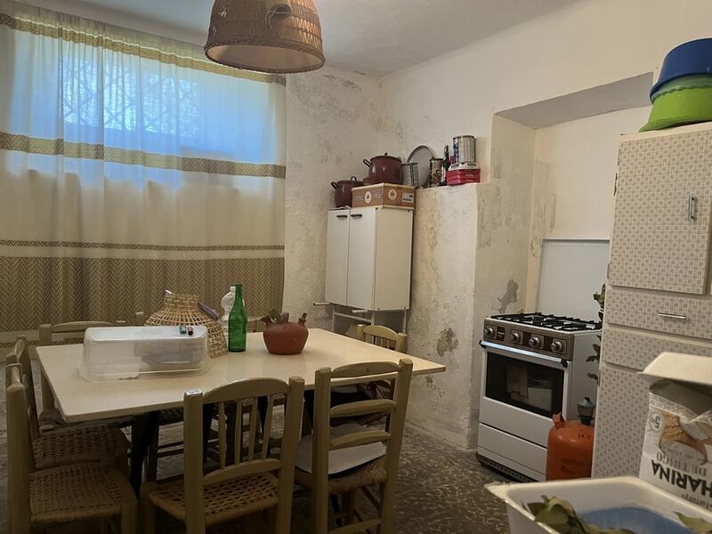 5 bedroom Country House for sale