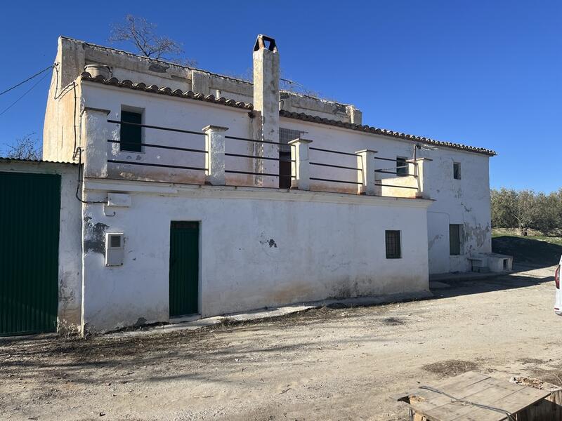 5 bedroom Country House for sale
