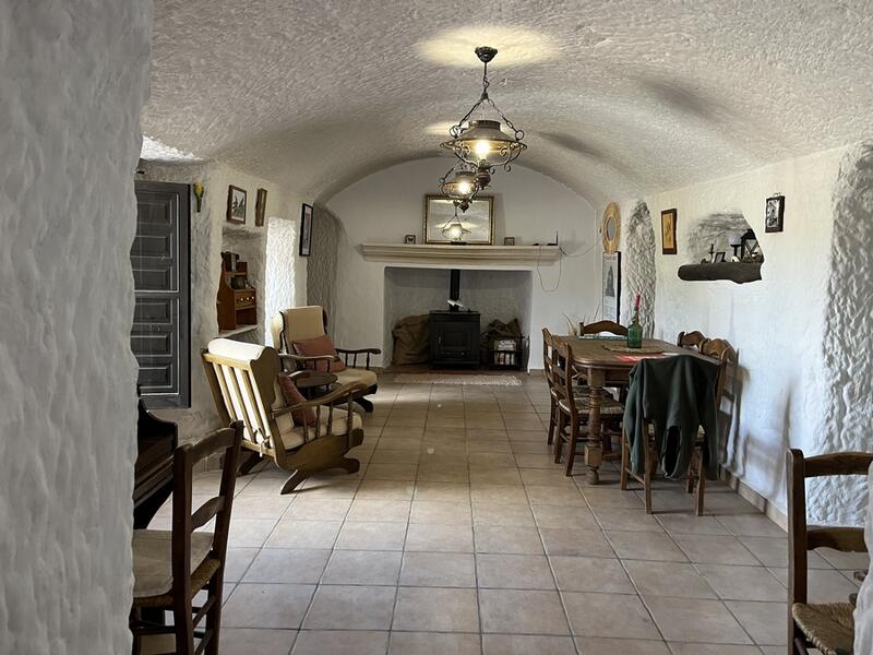 7 chambre Maison Troglodyte à vendre