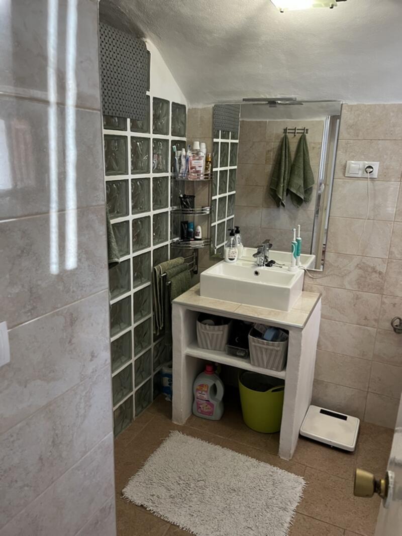 4 slaapkamer Grotwoning Te koop