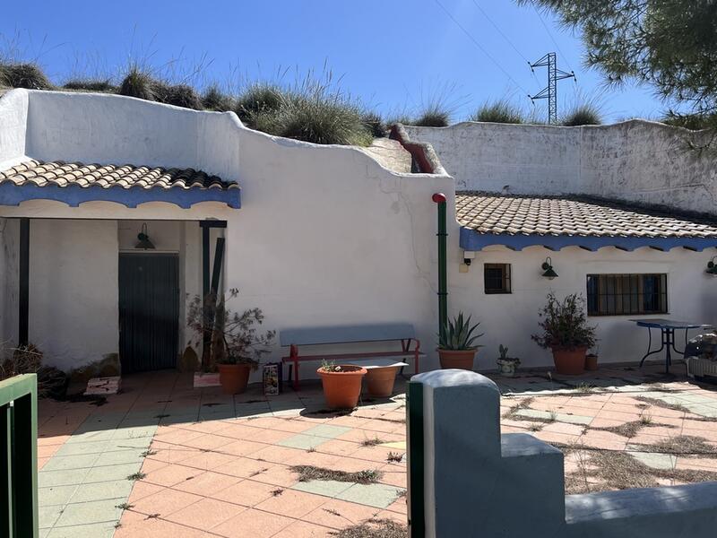 3 chambre Maison Troglodyte à vendre