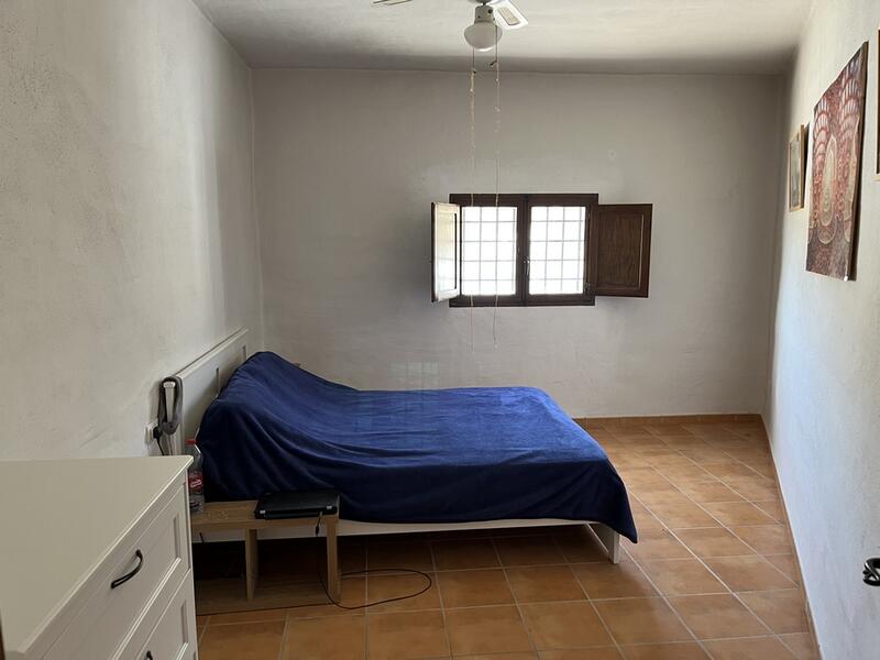 4 chambre Maison Troglodyte à vendre