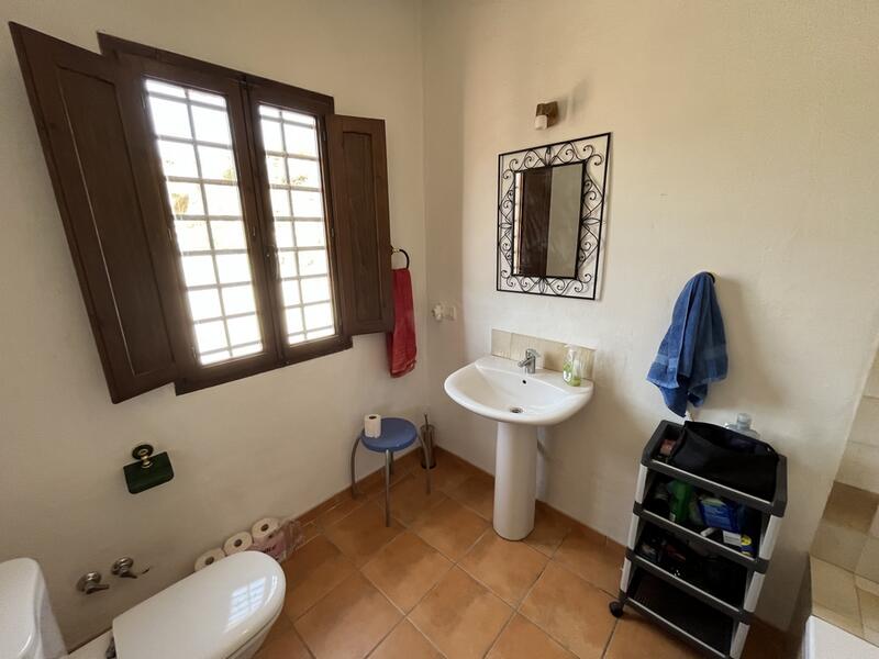 4 chambre Maison Troglodyte à vendre