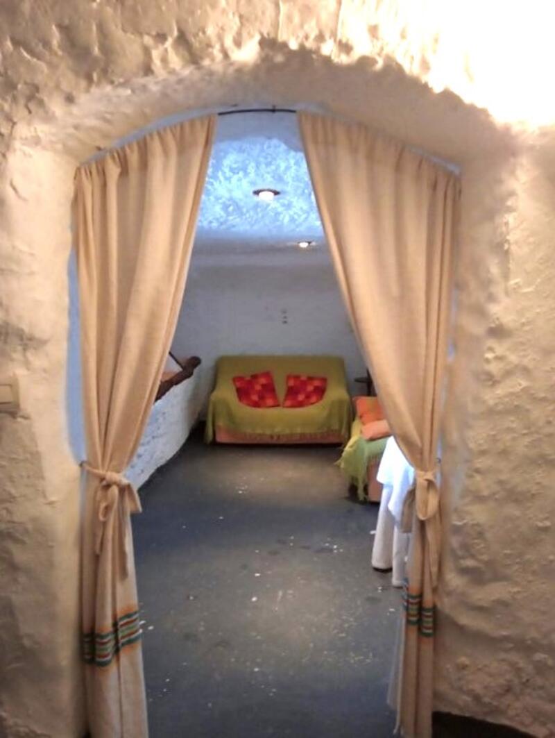 3 slaapkamer Grotwoning Te koop